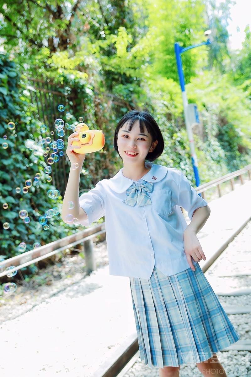 清新模特