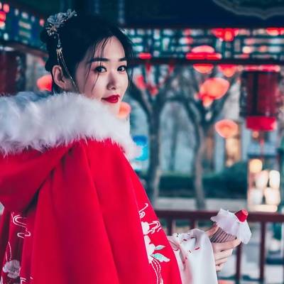 汉服模特