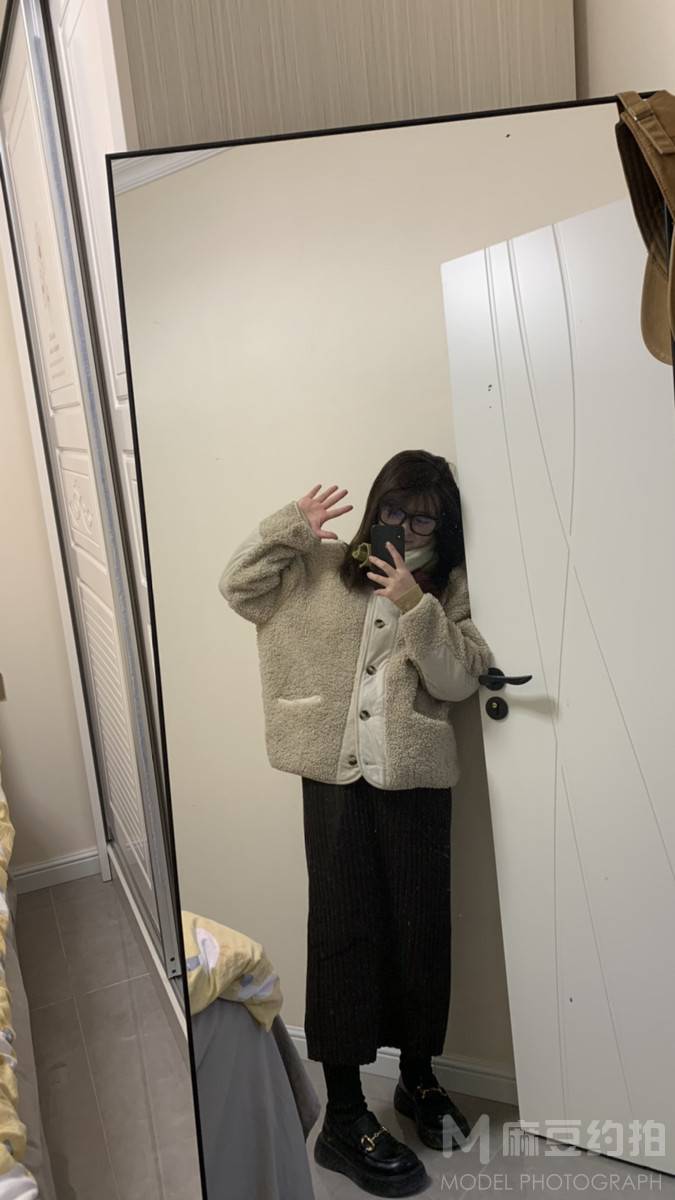 黑白模特