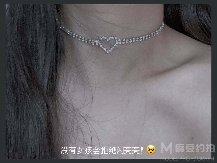 黑白模特
