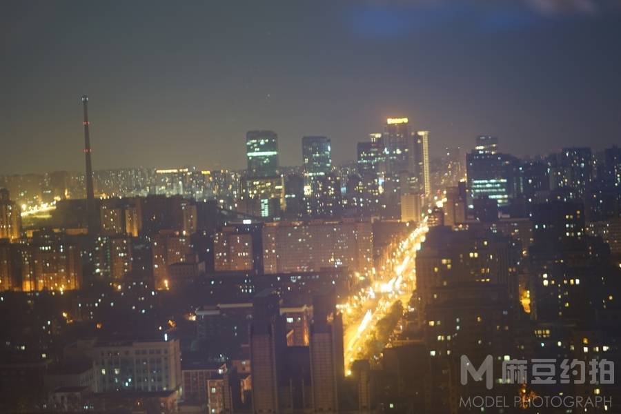 夜景模特