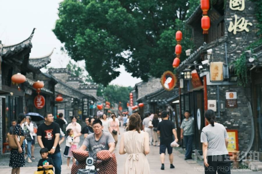 胶片模特