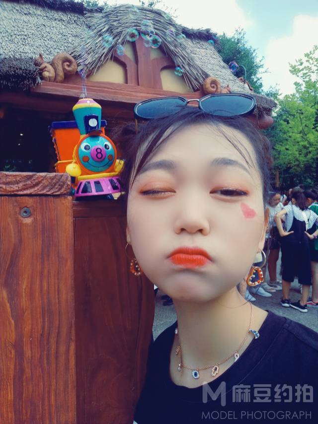 时尚模特