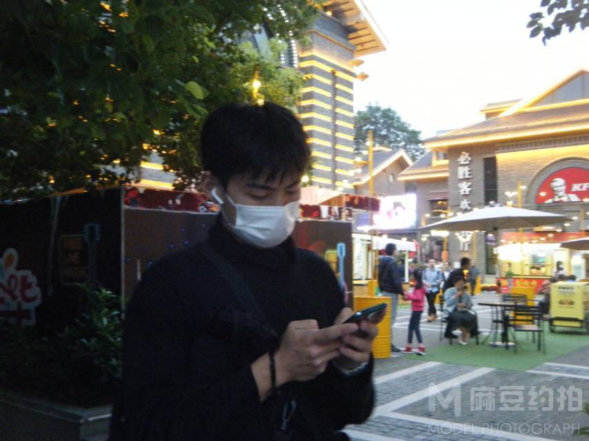 情绪模特