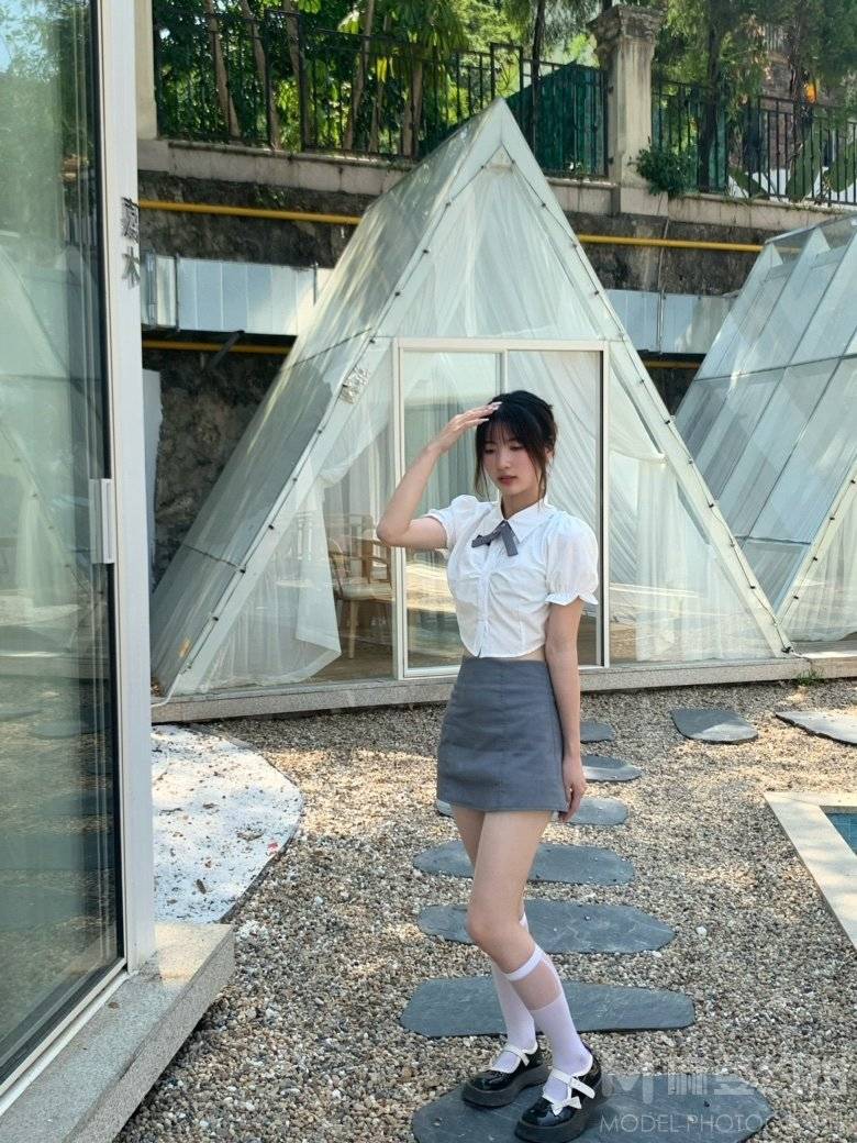 校园模特