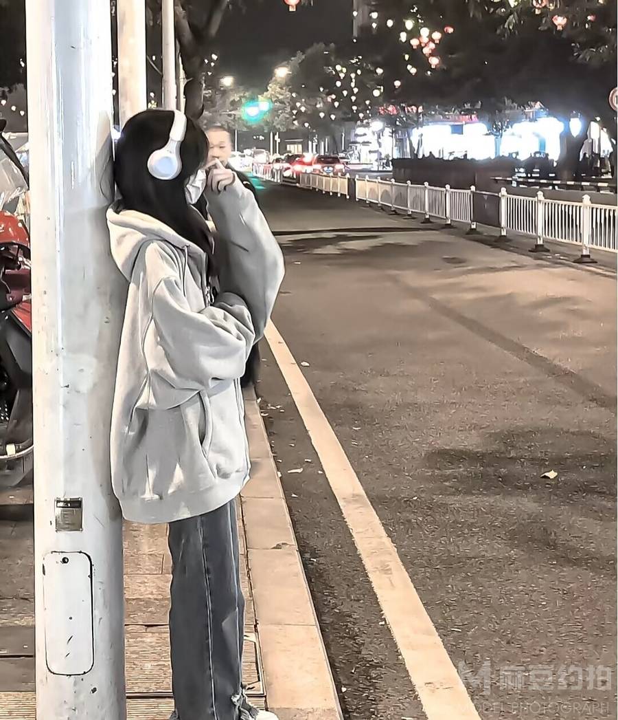 黑白模特