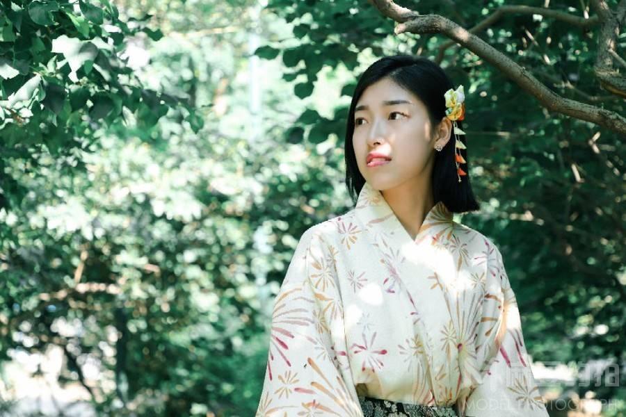 妆容模特
