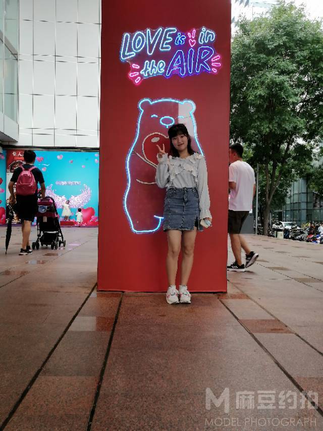 校园模特
