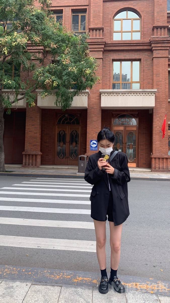 黑白模特