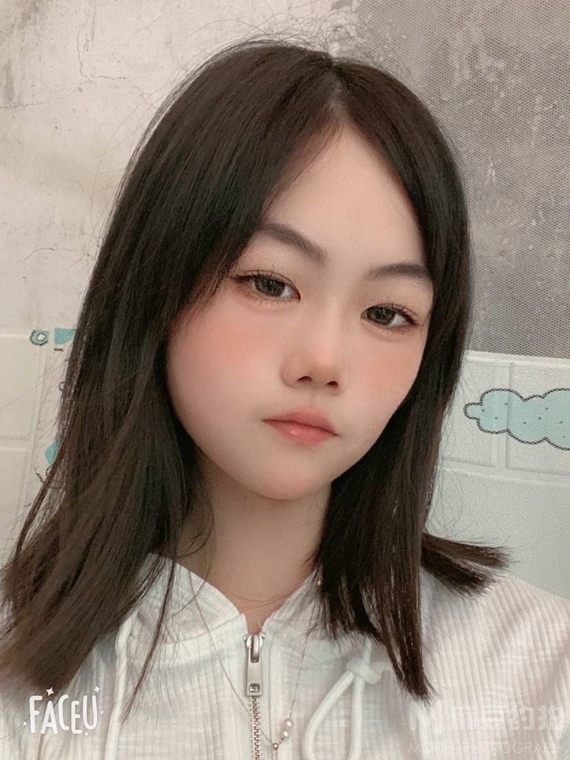 少女模特