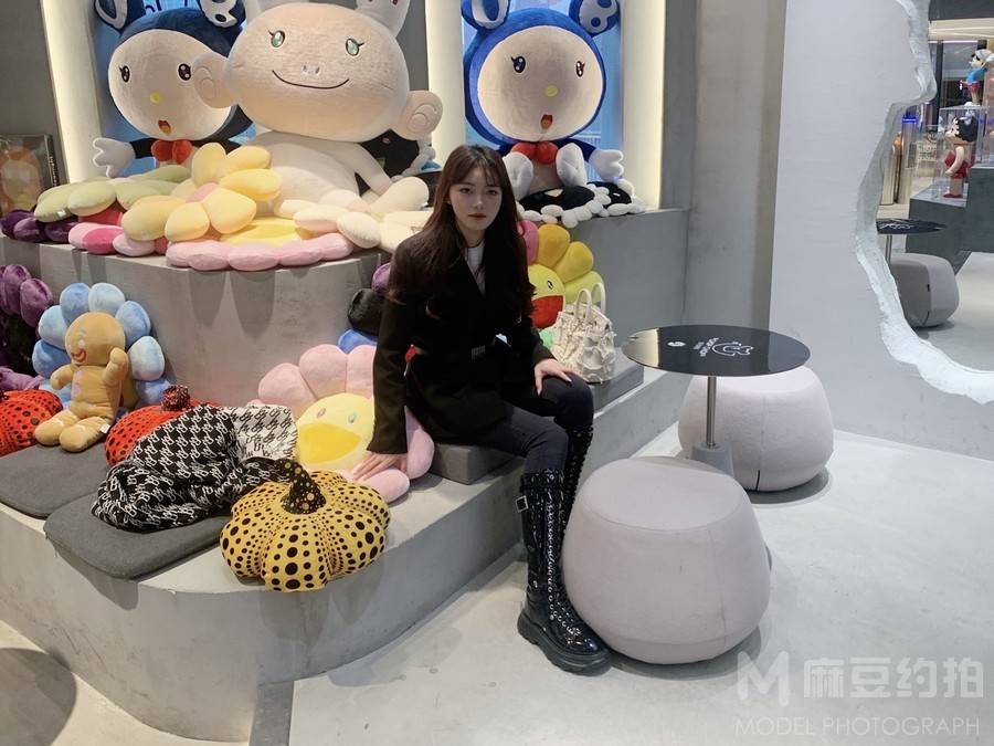 校园模特
