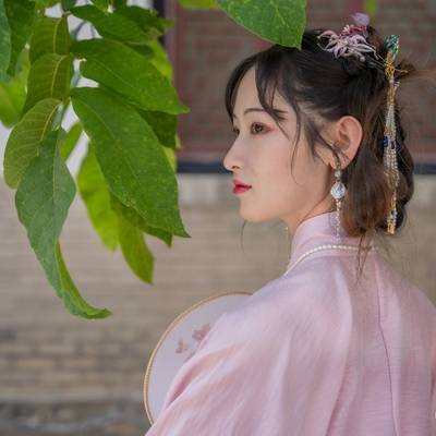 清新模特