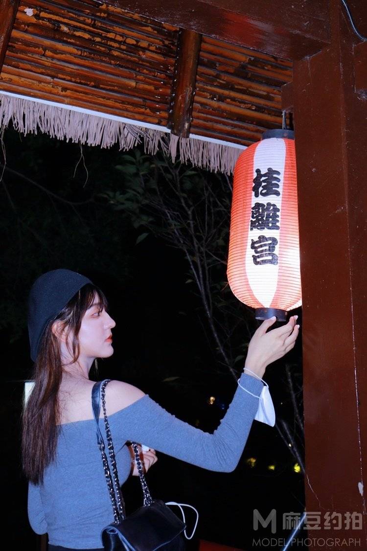 胶片模特