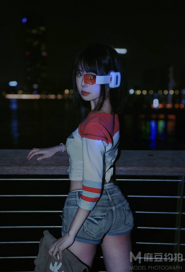 夜景模特