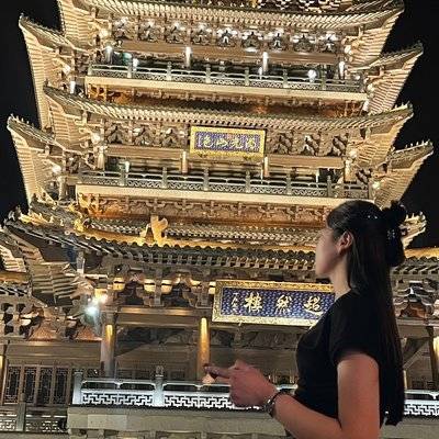 校园模特