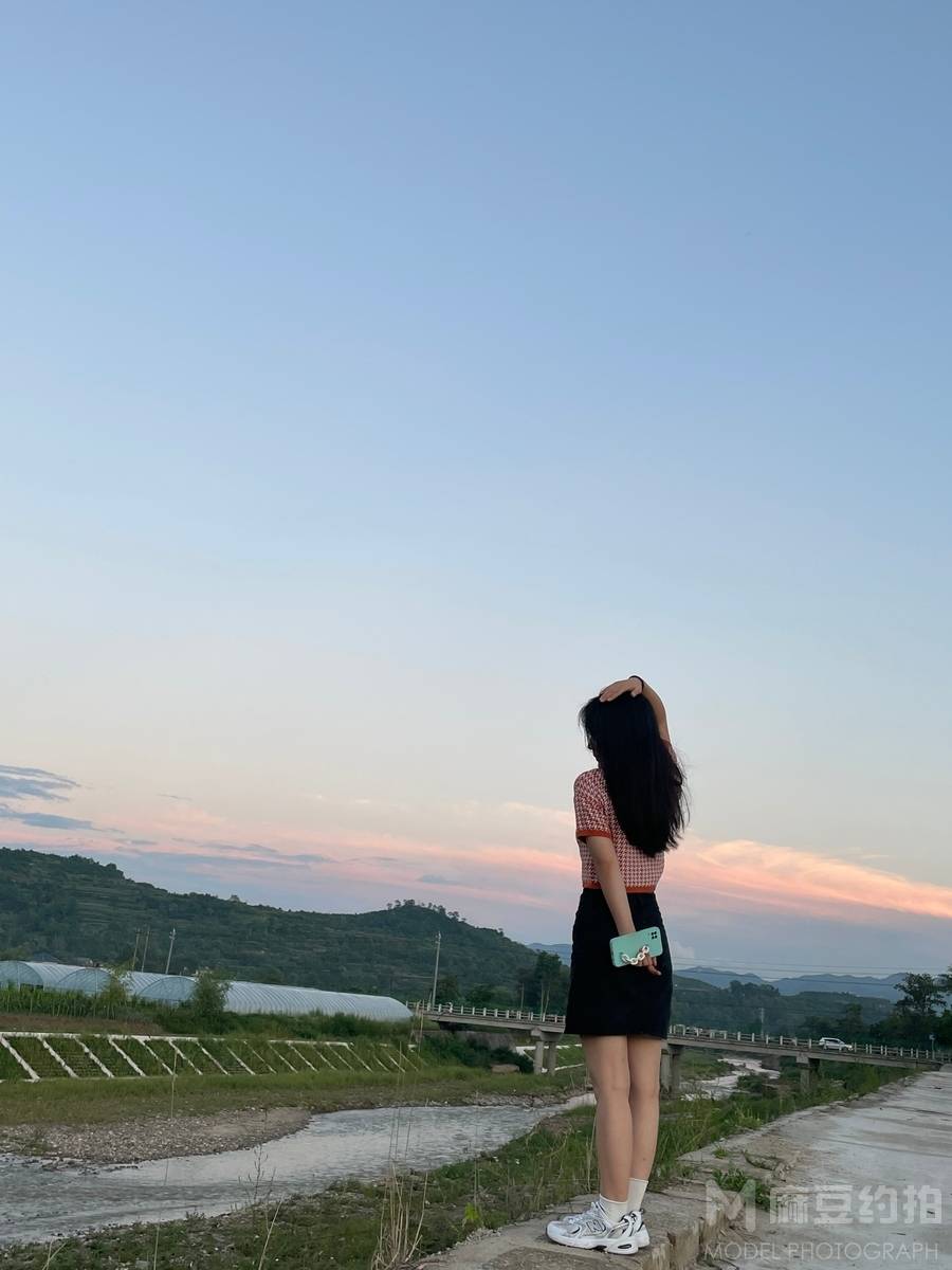 校园模特
