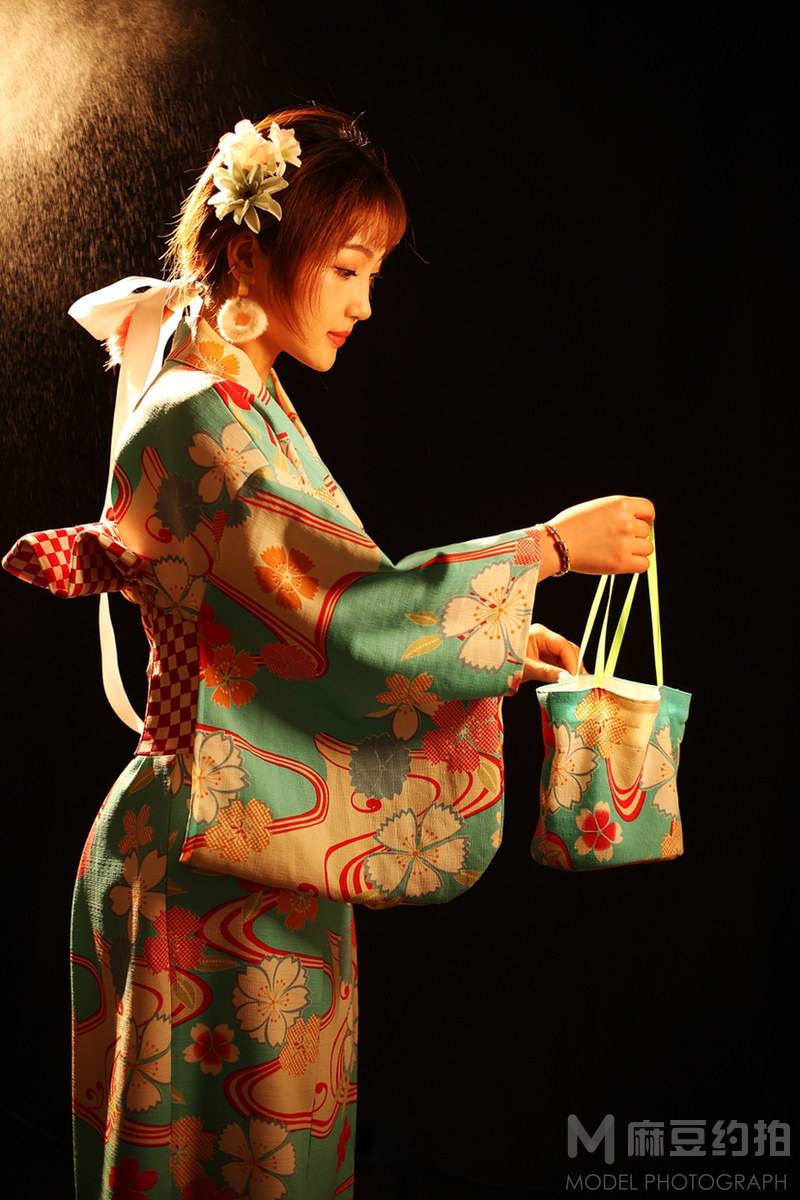 和服模特