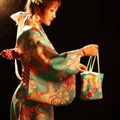 和服模特