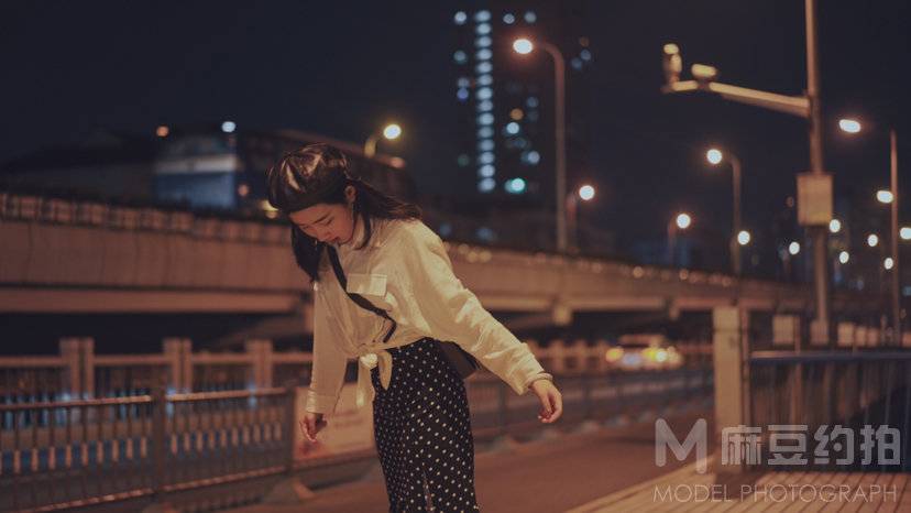 夜景模特
