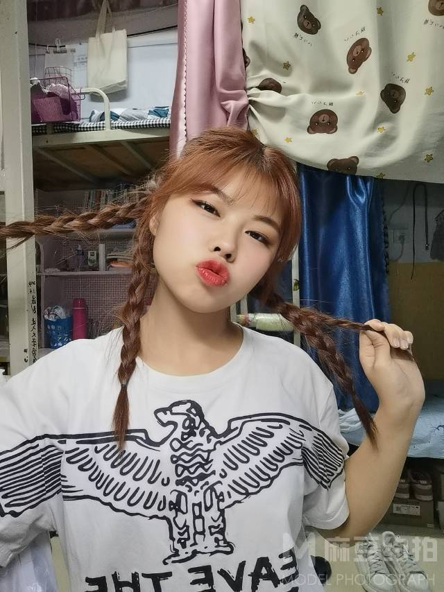 校园模特