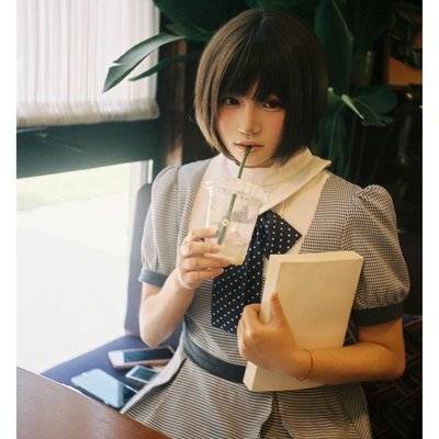 胶片模特