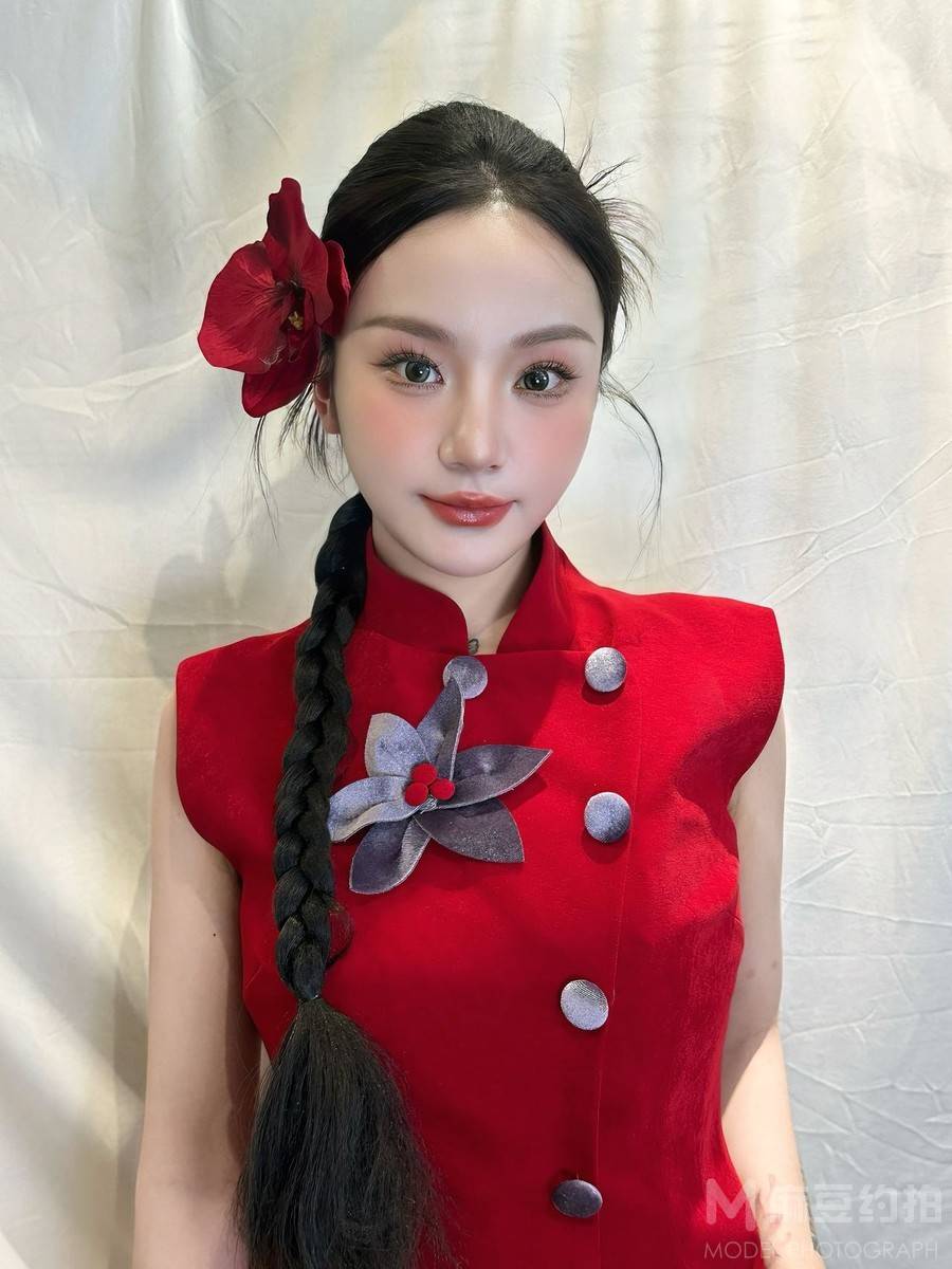 妆容模特