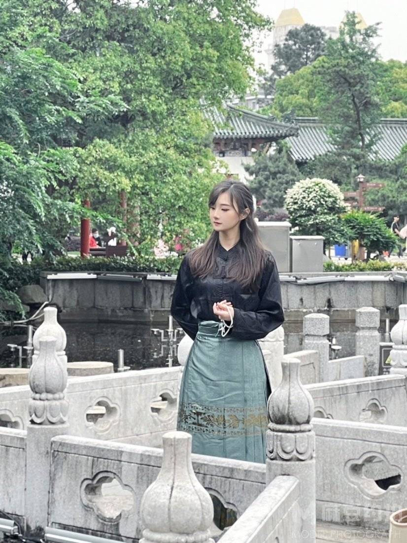 商务模特