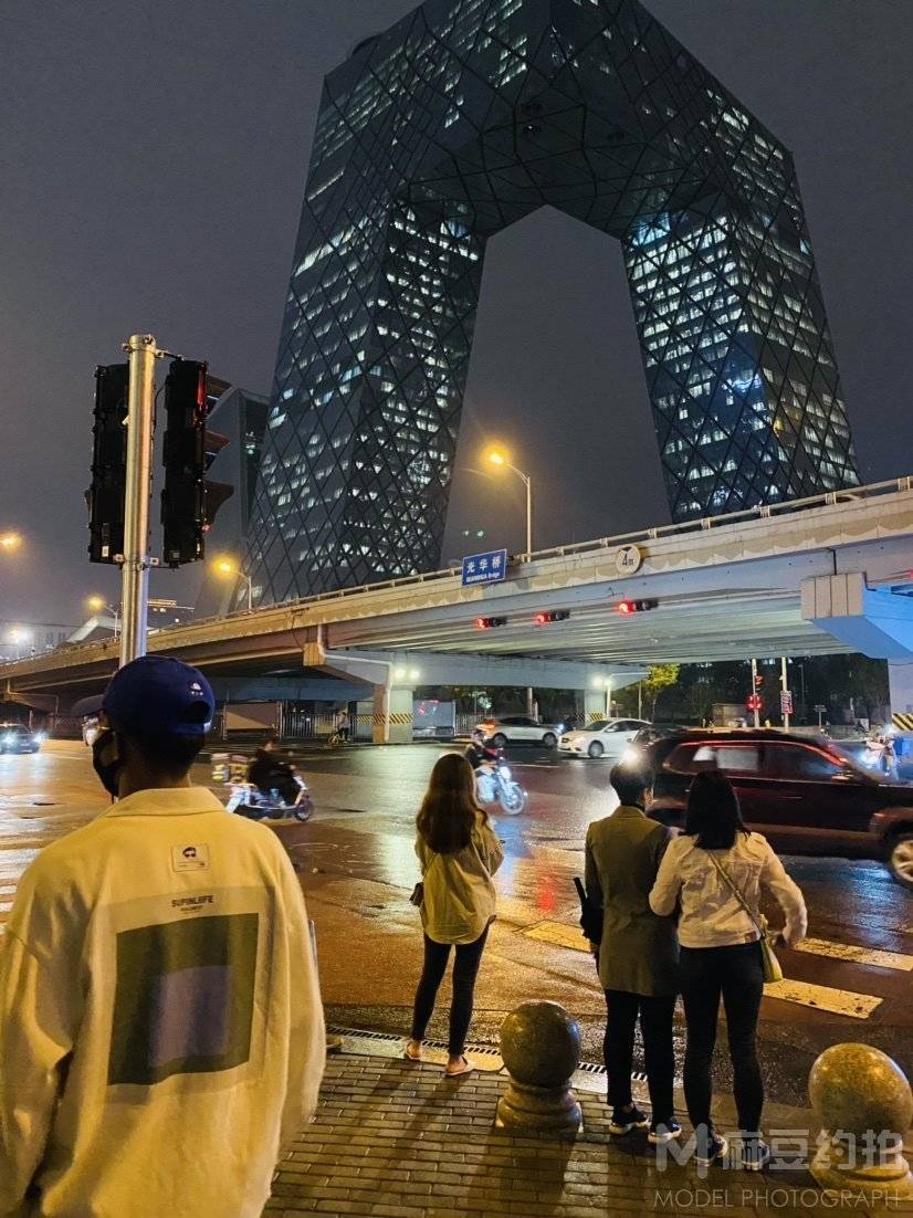 夜景模特