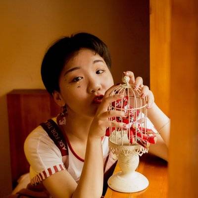 情绪模特