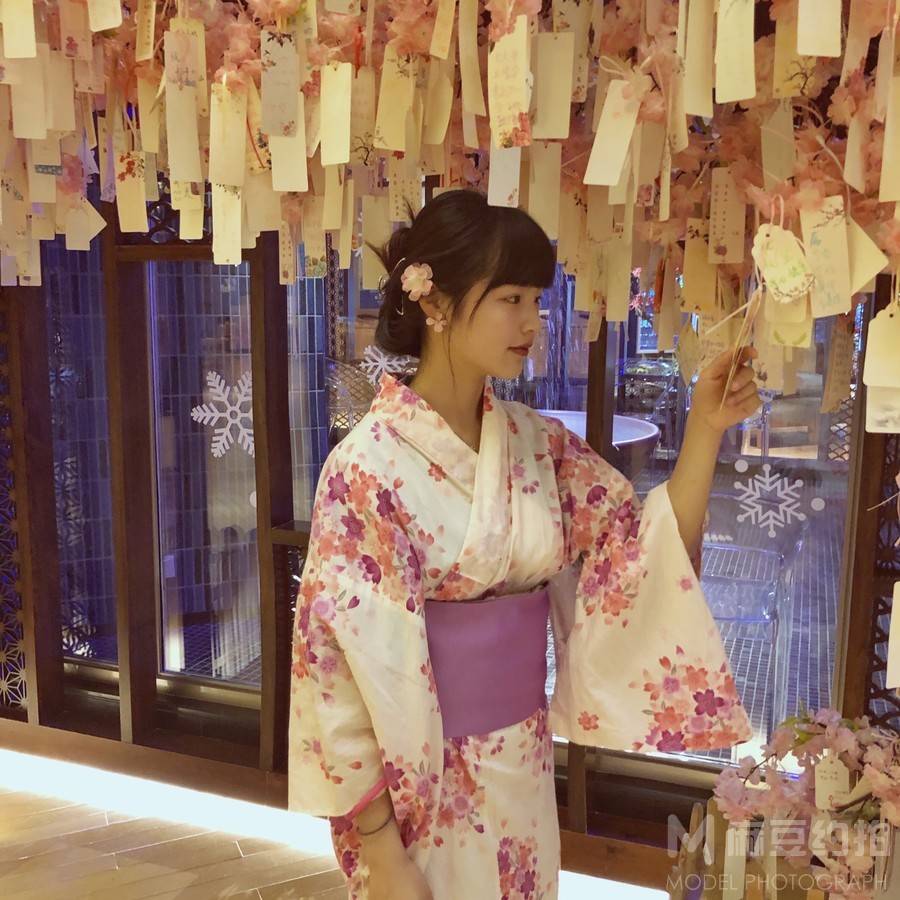 和服模特