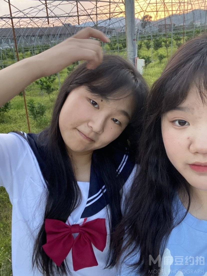 校园模特