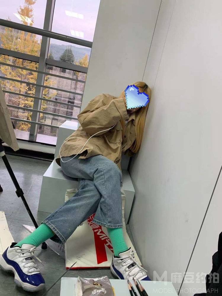妆容模特