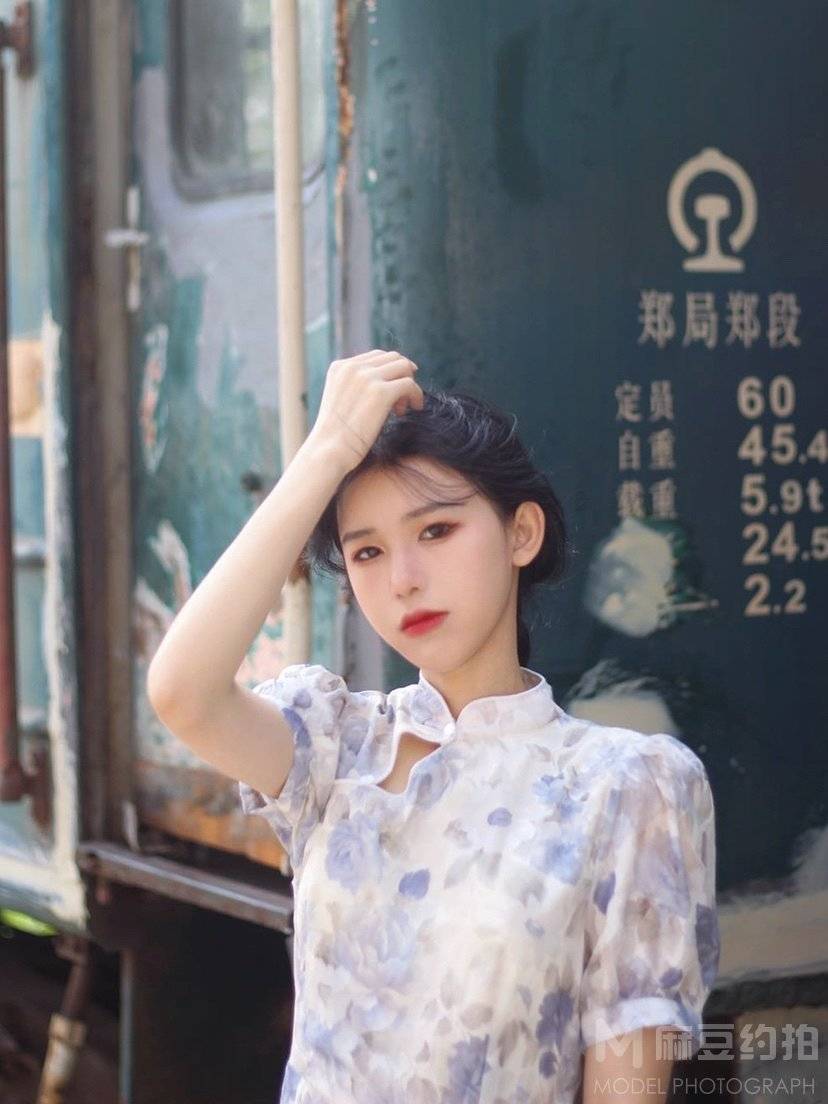 民国模特