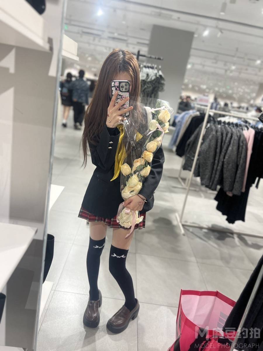 校园模特