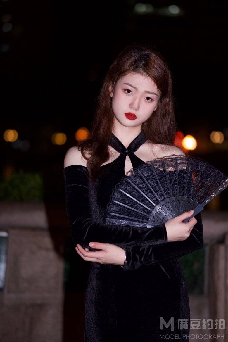 清新模特