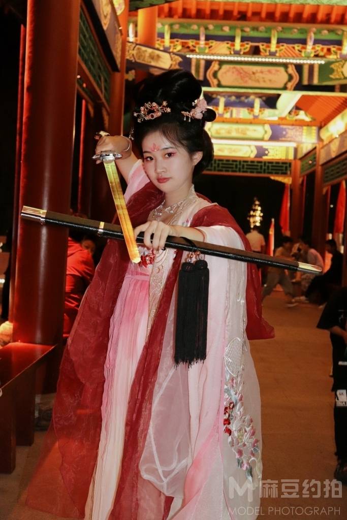 夜景模特