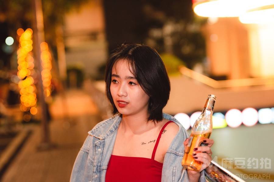 夜景模特