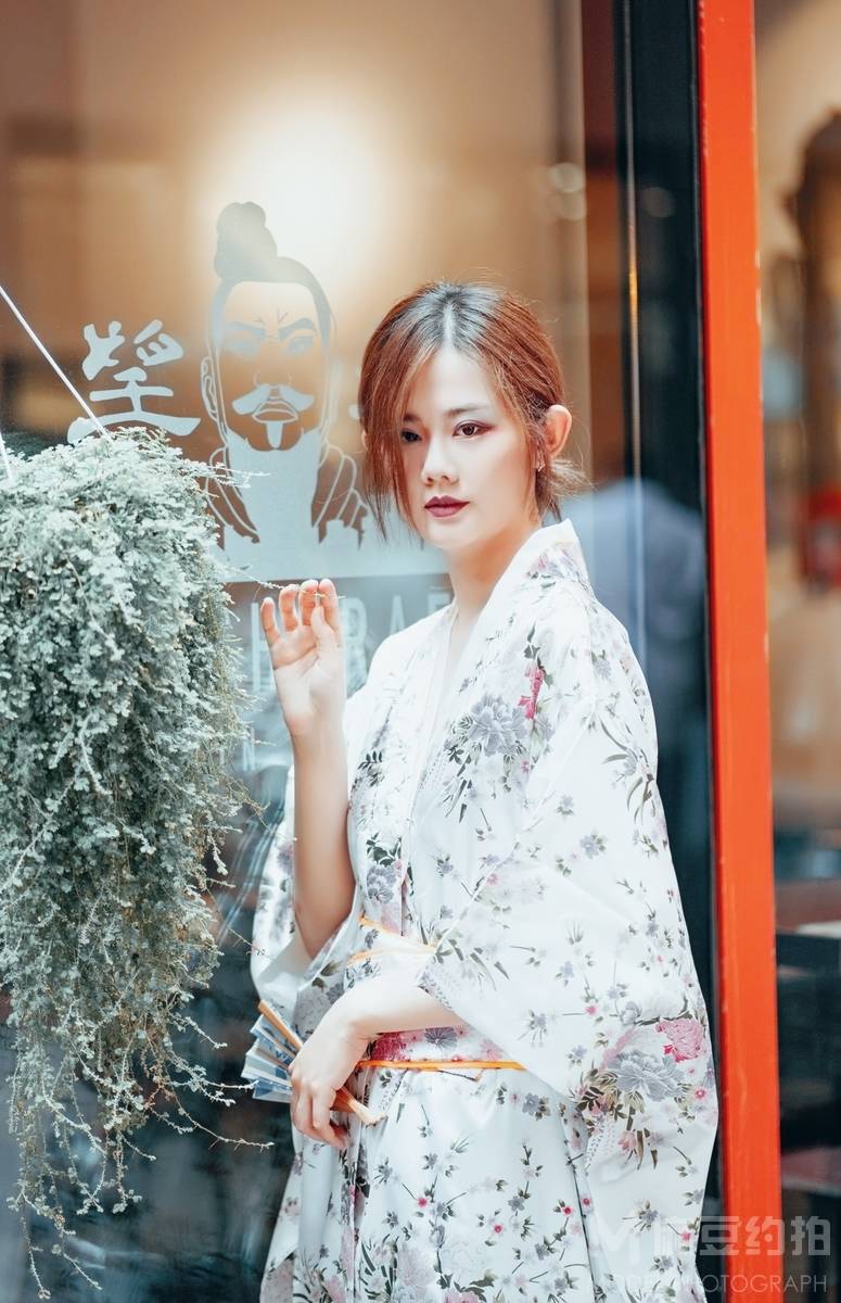 和服模特