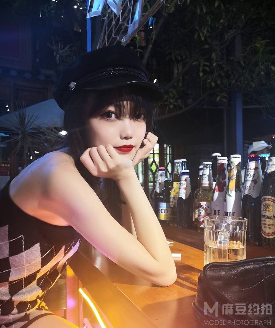 夜景模特