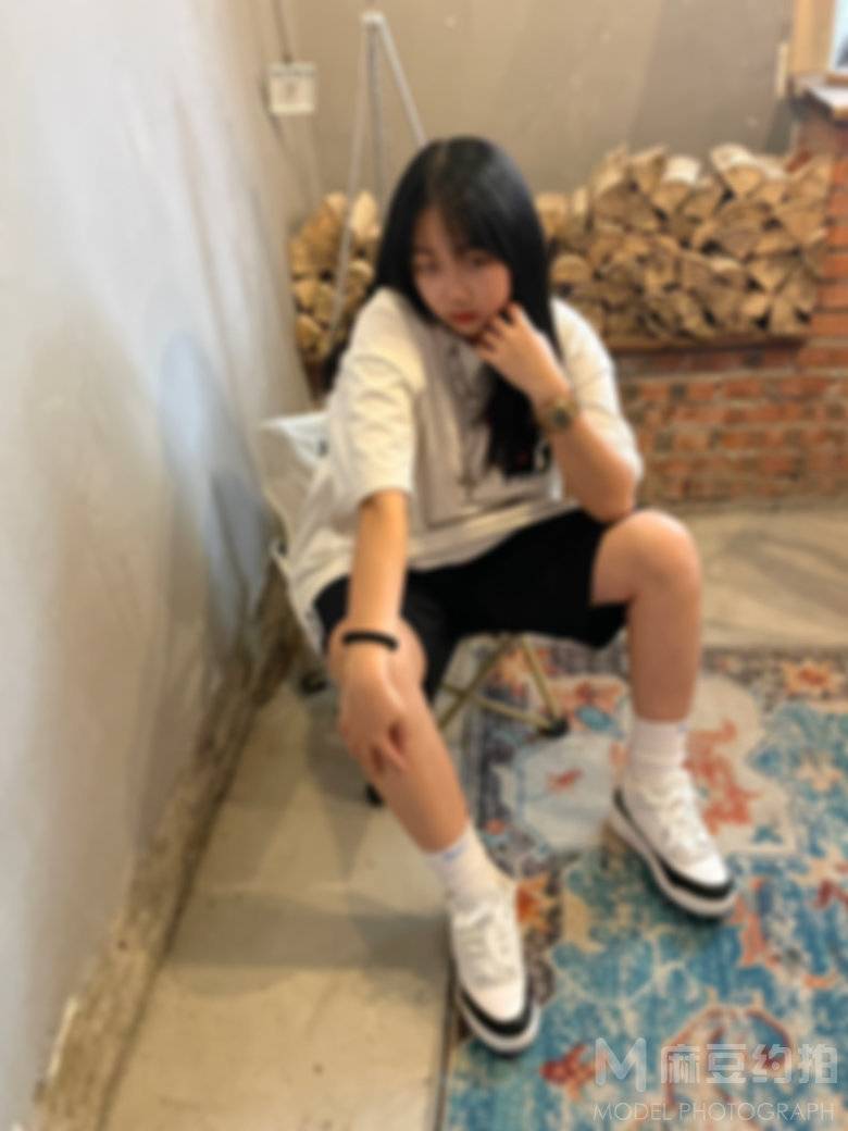 胶片模特