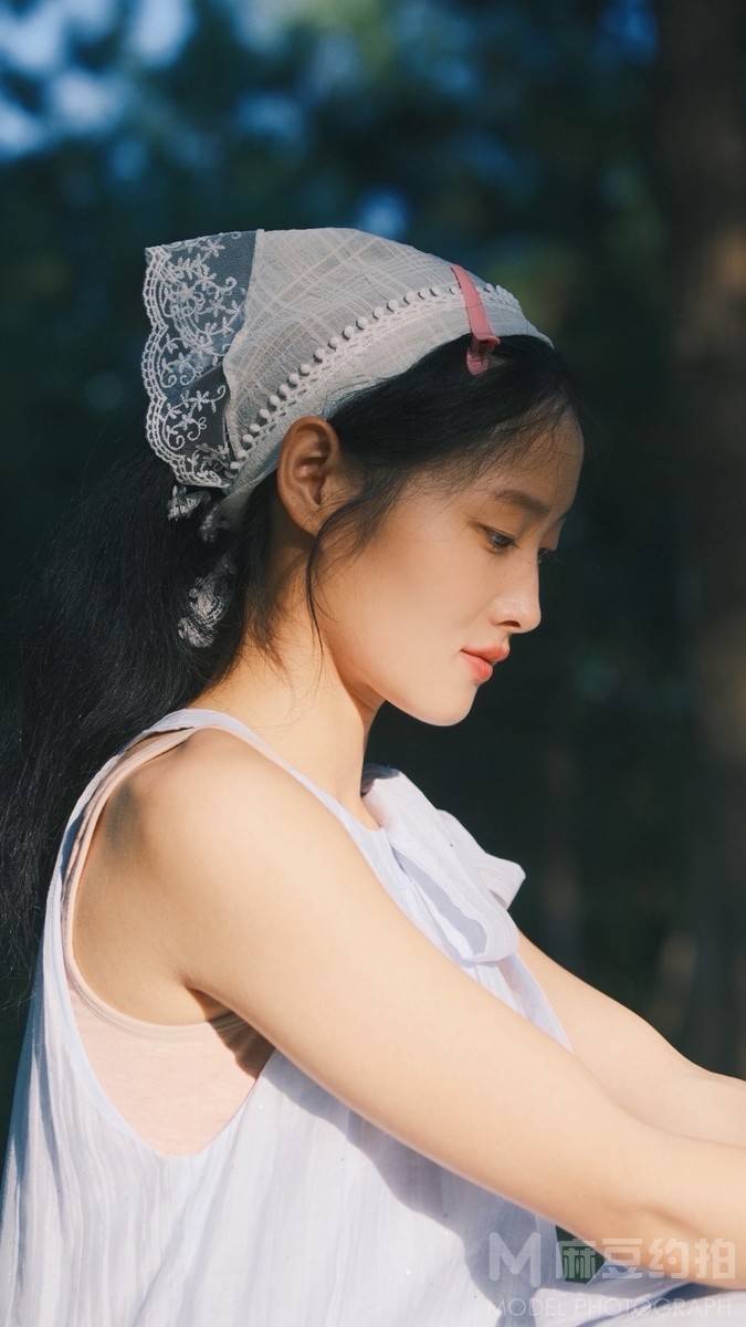 胶片模特
