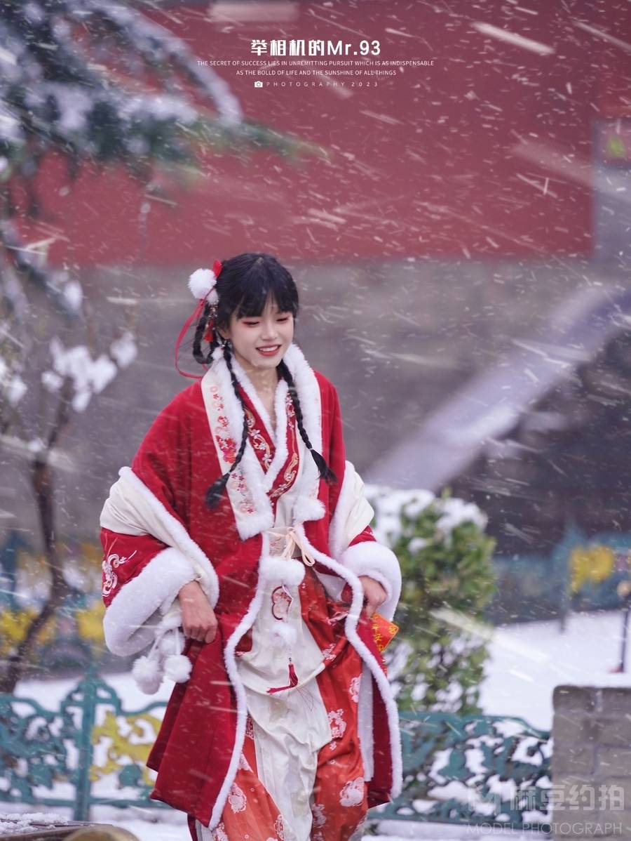 汉服模特