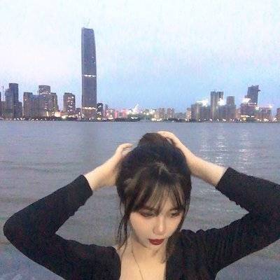 黑白模特