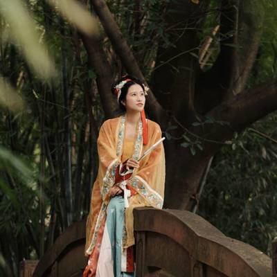 汉服模特
