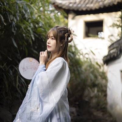 汉服模特