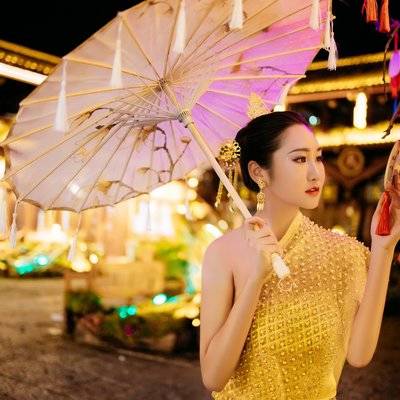 夜景模特