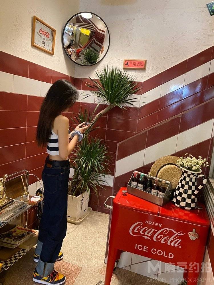 胶片模特