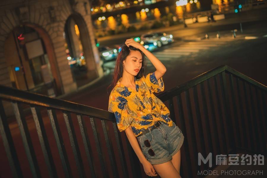 夜景模特