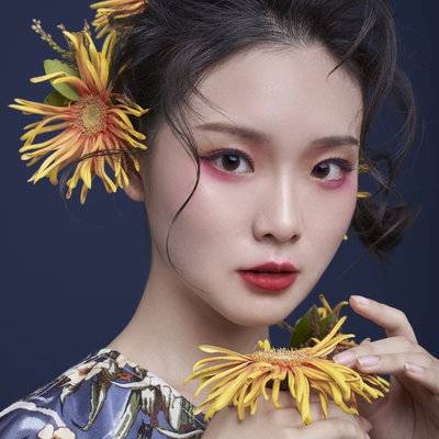 妆容模特