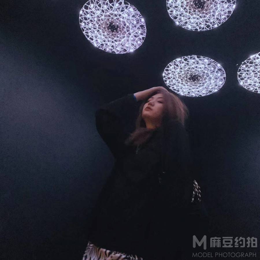 暗黑模特